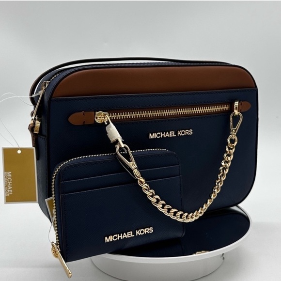 Michael Kors Handbags - MICHAEL KORS LARGE EW ZIP CHAIN CROSSBODY BAG & JET SET TRAVEL MD ZA CARD CASE